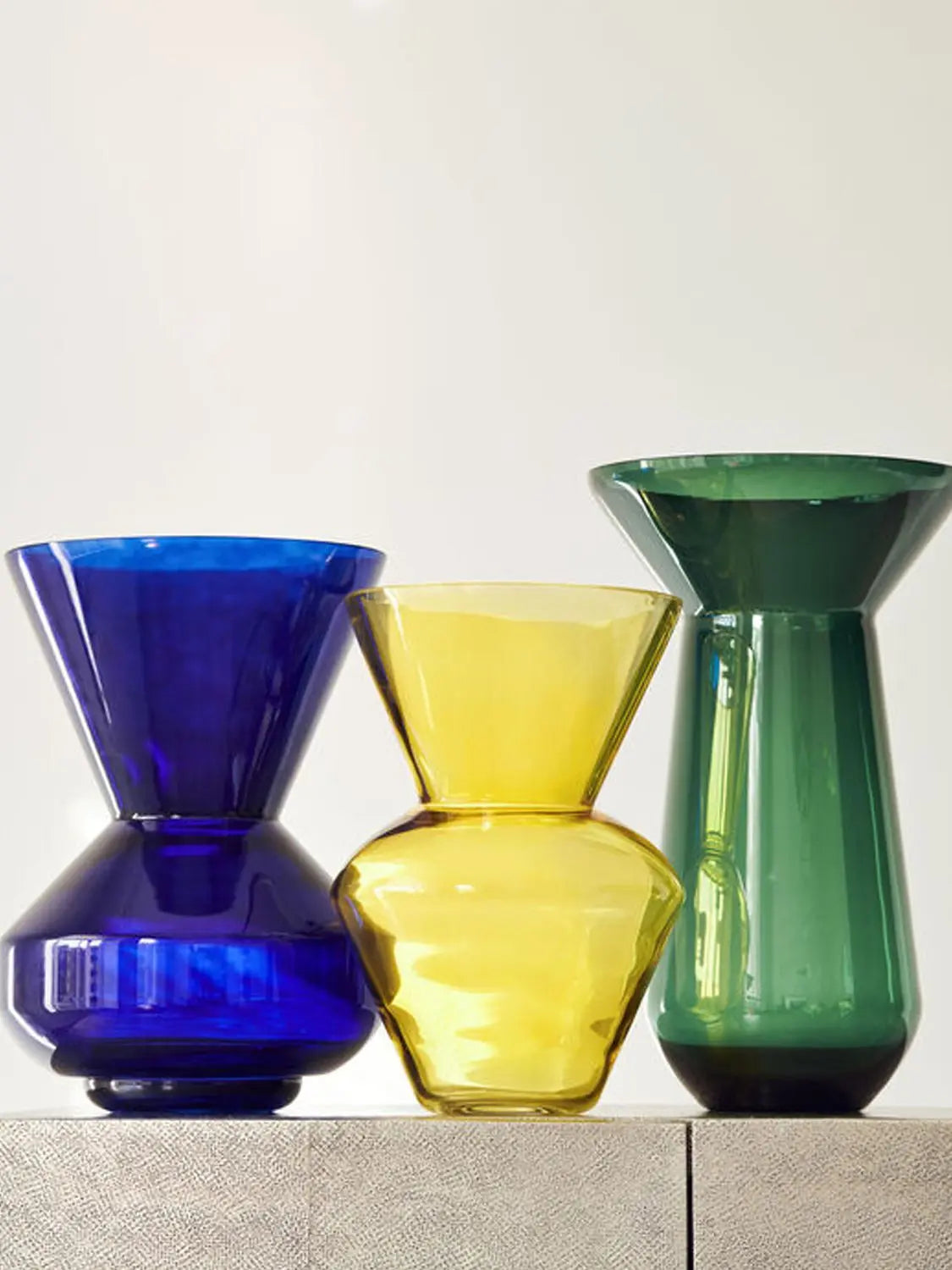 Thick Neck Vase PolsPotten
