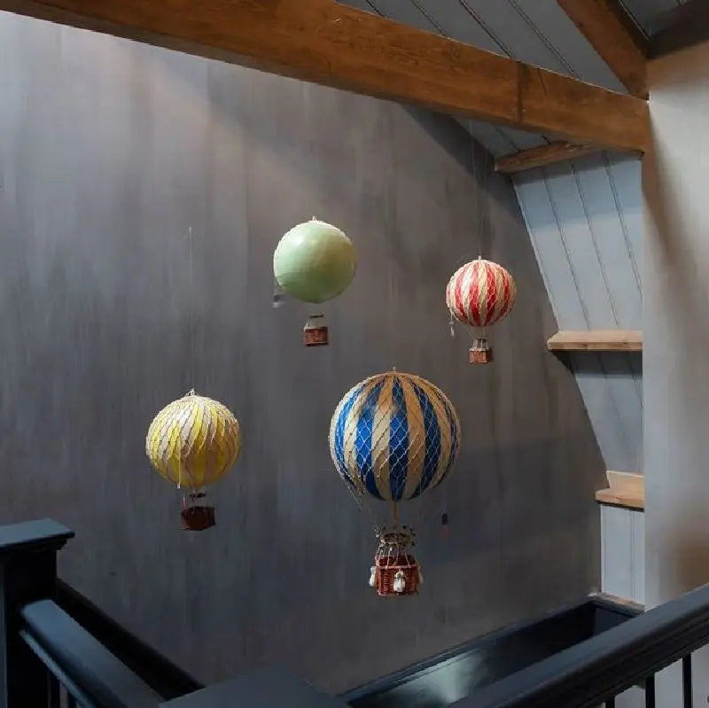 Royal Aero Balloons (large) X KLUSIVE STORE