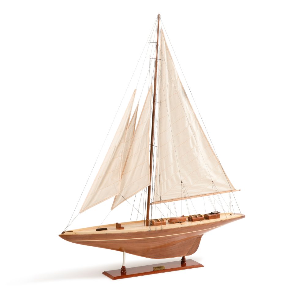 Endeavour | Classic Wood