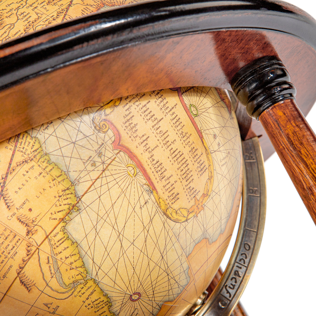 Navigator’s Terrestrial Globe | Medium