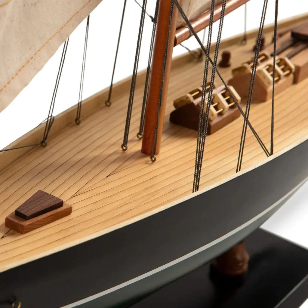 CÔTRE 1898 racing yacht X KLUSIVE STORE