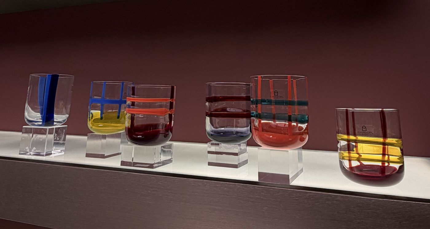 Cups & Tumblers
